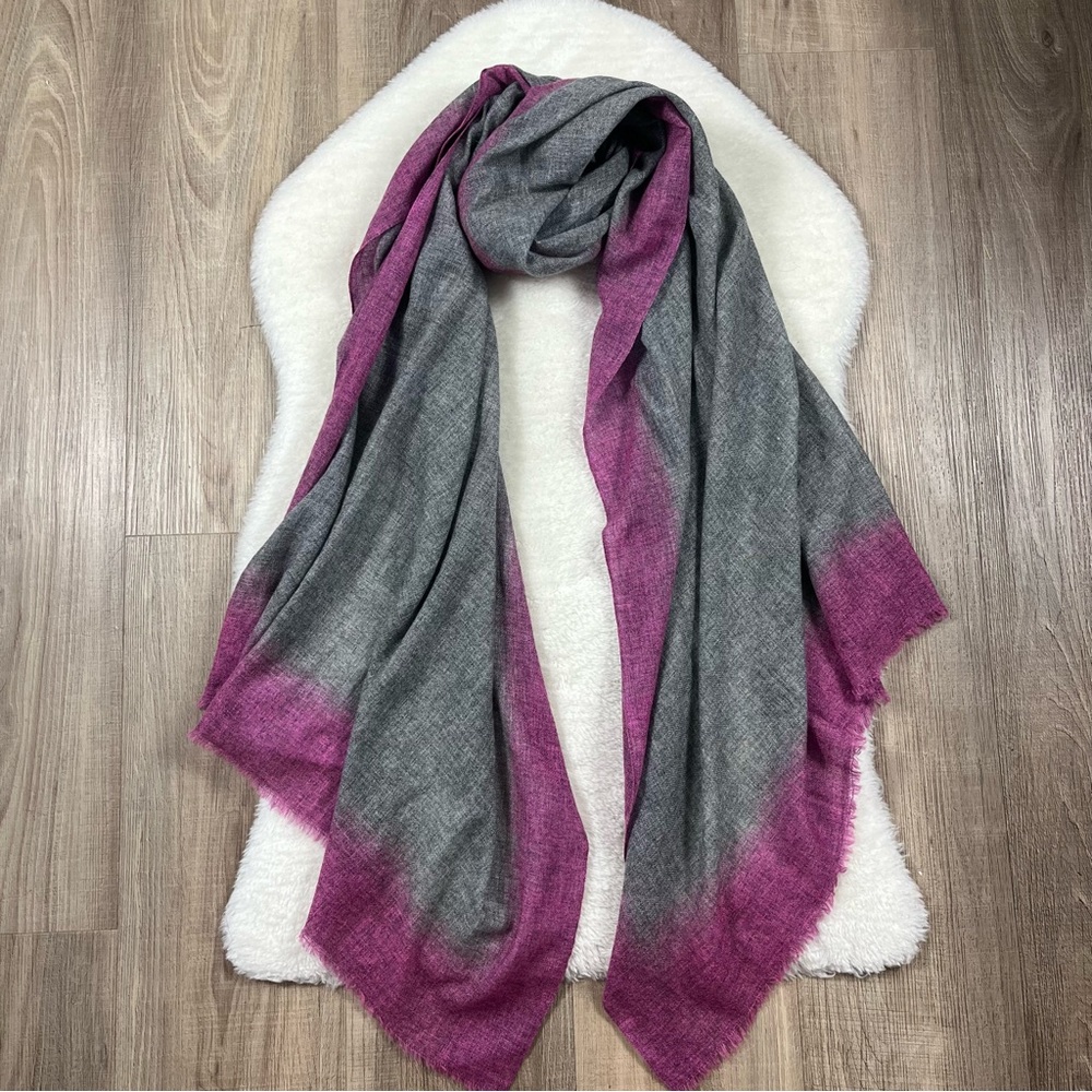 Inouitoosh wool cashmere dipped Ombre scarf